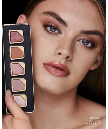 Hourglass Curator Eyeshadow in Coy - Shop Now for Intense Pigment and Long-Lasting Color - Buy Online on GoSupps.com