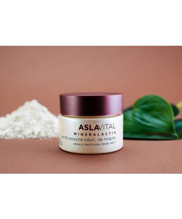 Buy Wrinkle Smoothing Night Cream - Anti-Aging Formula for Youthful Skin | Fast International Shipping - Buy Online on GoSupps.com