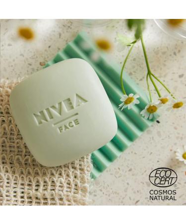 NIVEA NATURALLY Clean Solid Facial Cleanser Pore Minimizing Scrub (1 x 75 g) Soap-free pH-neutral exfoliating purifying care for the skin - Buy Online on GoSupps.com