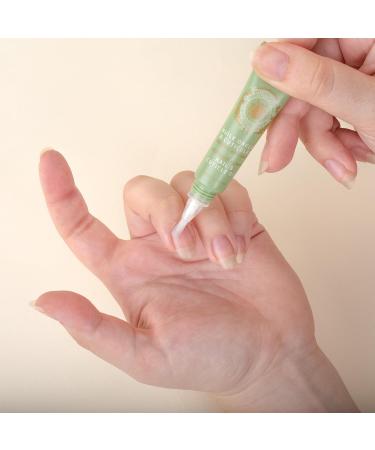 Buy Soothing Almond Hand Care Box - Vegan Hand Cream & Nail Oil - Made in France - Buy Online on GoSupps.com