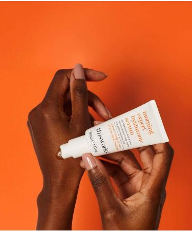 This Works Morning Expert Hyaluronic Serum 30 ml - Youth-Boosting Hyaluronic Acid Serum with Vitamin C and Persian Silk Tree Extract - Hydrating Serum with 2 Percent Hyaluronic Acid to Brighten Skin - Buy Online on GoSupps.com