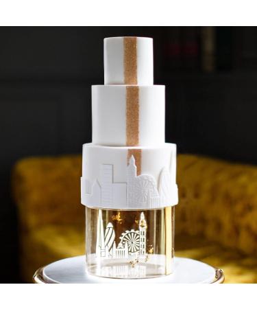 House of Cake Edible Glitter Spray Blush Non-Aerosol Paint for Cake & Bakes Simple to Use This Unique Finish Leaves a Sparkling Lustre Effect on Cakes & Decorations - Gold 10 g Metallic Gold - Buy Online on GoSupps.com