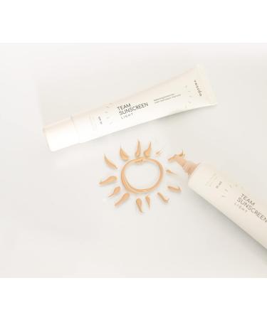 Resibo Team Sunscreen Light Moisturizing and regulating cream UV protection Antioxidant Lemon Myrtle SPF 30 40 ml - Buy Online on GoSupps.com