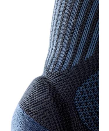 Buy Bauerfeind Knee Support with Silicone Ring | Left & Right Wearable | Black L - International Shipping Available - Buy Online on GoSupps.com