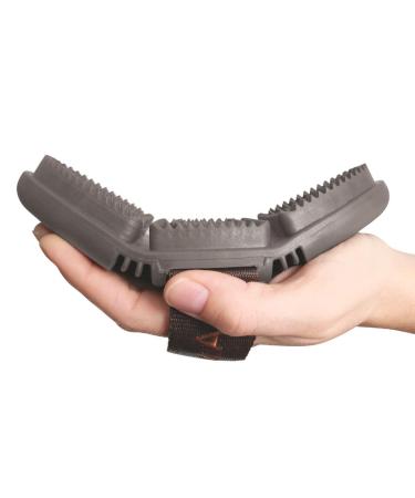 Animalon Careeflex Striegel | Flexible & Ergonomic Rubber Straps for Horses | Premium Horse Accessories & Cleaning Tools - Buy Online on GoSupps.com