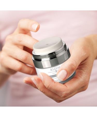 Anti Aging Retinol Treatment Kit - Daily Moisturizing Face Cream Set - Reduce Wrinkles & Fine Lines - Ideal Beauty Gift for Women & Men - 3 Pack Bundle - Buy Online on GoSupps.com