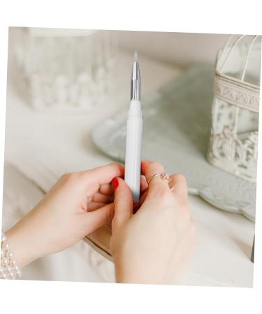 DRESSOOS 4pcs Double-ended Silicone Liner Lipstick Lip Mask Applicator Silicone Makeup Applicator Reusable Lip Eyeshadow Makeup Brush Silicone Lip Brush Lip Brush for Lipstick Lip Wands - Buy Online on GoSupps.com