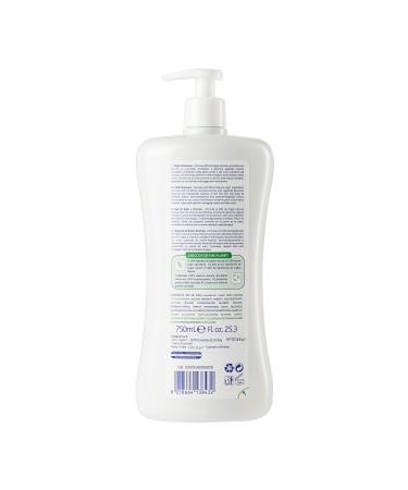 Chicco Baby Moments Bathing Shampoo for Sensitive Skin | Tear-Free Formula for Newborns | 750 ml | Ideal for Thin Hair | 0+ Months - Buy Online on GoSupps.com