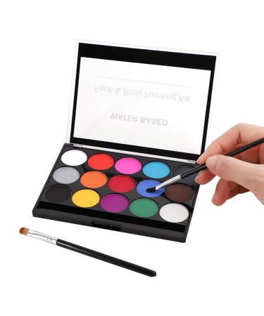 Children's make -up set facial color.