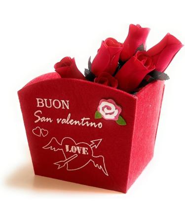 Lindt Lindor Valentine's Day Gift 2023 - Gift Box + 200g Lindor Milk + Wooden Roses + Glass Souvenir with 3D Engraving Rome (Lindor Milk) - Buy Online on GoSupps.com