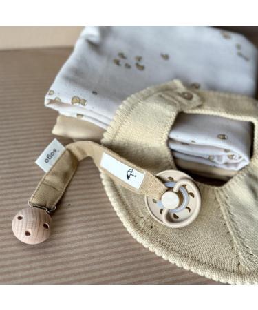 Saga Copenhagen Pacifier Chain Pala (Honey) | 100% Organic & Sustainable | GOTS-Certified | International Shipping - Buy Online on GoSupps.com