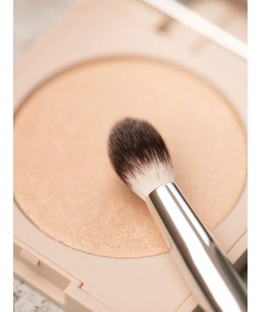 ILIA Blending Brush: Non-Toxic, Vegan, Cruelty-Free Clean Makeup - Buy Online on GoSupps.com