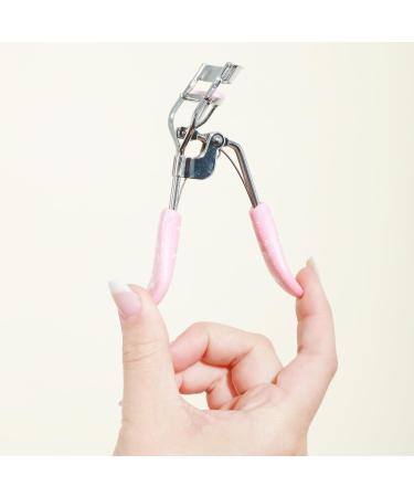 Paris Hilton Eyelash Curler - Professional Lash Curler for Defined Long-Lasting Curls - Ideal for All Lash Types - 1 pc - Buy Online on GoSupps.com