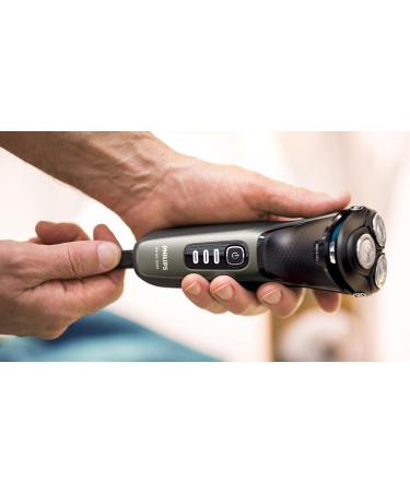 Philips Electric Shaver Series 3230 Wet & Dry with SkinProtect Technology & PowerCut blades S3230/5 - Buy Online on GoSupps.com