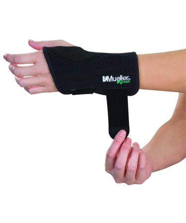 Mueller Green Fitted Wrist Brace  Right  SM/MED SM/MED Right