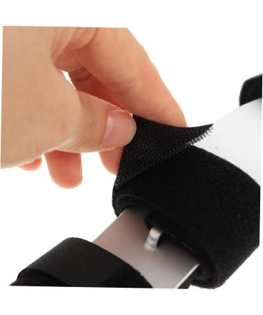 ULTECHNOVO 4pcs Finger Splint Brace - Portable Finger Sprain Stabilizer & Fixation Strap for Comfort & Protection - International Shipping Available - Buy Online on GoSupps.com