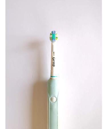 Oral-B Toothbrush Replacement Heads - 8 Count Refills for Pro 1000, 3000, 5000, 7000 & Vitality Floss Action - Buy Online on GoSupps.com