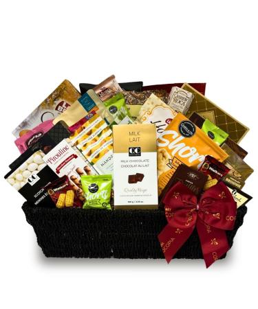 Pellatt Cornucopia Christmas Holiday Gourmet Gift Basket - Chocolate Cookies Wafers Focaccia Nuts