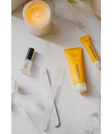 Margaret Dabbs Super Shiner Buffer Seals and Protects The Nail Plate - Buy Online on GoSupps.com