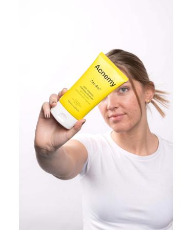 ZITCALM CLEANSER - Soothing Anti-Redness Cleansing Gel | Gentle Skincare for All Skin Types | Shop Internationally - Buy Online on GoSupps.com