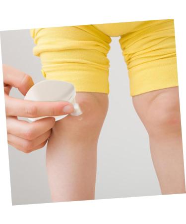 Shop Sunscreen Applicator & Makeup Brush - Ideal for Women | Blend Sunscreen & Foundation Effortlessly - Buy Online on GoSupps.com