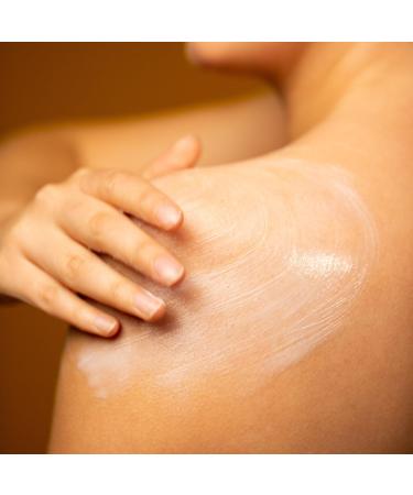 AOKlabs- BRONGZELIA Moisturizing Self-Tanning Cream Fast-Absorbing Fluid Emulsion 200ml - Buy Online on GoSupps.com