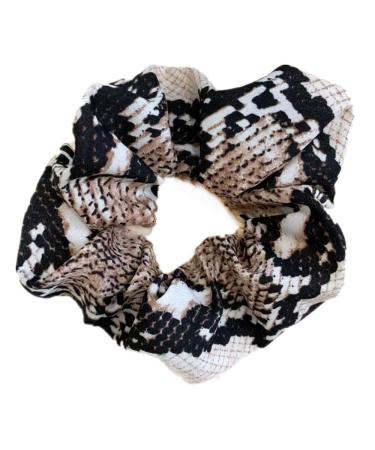 Shop 11-Piece Leopard Print Hair Tie Set for Women & Girls | Elastic Hair Accessories - Buy Online on GoSupps.com