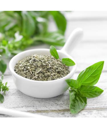 Grated basil (40 g) delicately dried basil 100% pure and natural for the preparation of spice mixtures - Buy Online on GoSupps.com