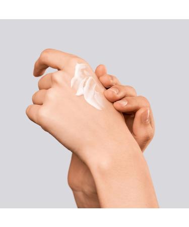 I.D. SWISS BOTANICALS - Radiance Moisturizing Face Cream - Vitamin C - Silicone Free - Vegan - 50ml - Buy Online on GoSupps.com