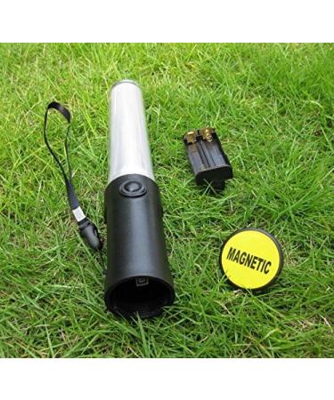 Mastiff 260rg Traffic Wand- Safety Control Magnet- 3xAA Red Green Light Flashlight- 3 Modes Signal Beacon - Buy Online on GoSupps.com