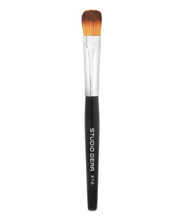 No. 18 Concealer Brush 0.4 Ounce