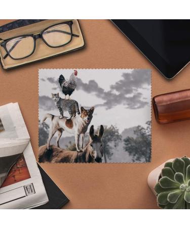 Azeeda Stacked Animals Microfiber Cleaning Cloths - 2 Pack | Lens & Glasses Cleaner | International Shipping Available - Buy Online on GoSupps.com