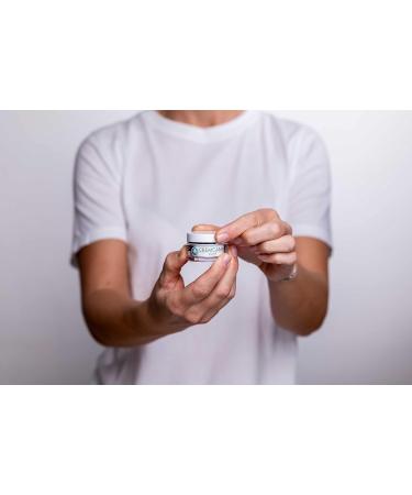 CREMCANN SILVER Anti-Acne Face Cream | All-Natural Moisturizer for Sensitive Skin with Organic Hemp & Silver Citrate - Shop Internationally - Buy Online on GoSupps.com