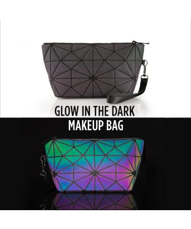 Buy Pryzm Handbag - Reflective Laser Effect 3D Design Large Size | International Shipping - Buy Online on GoSupps.com