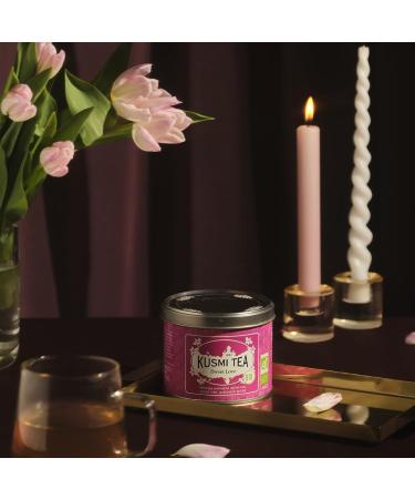 Kusmi Tea - Sweet Love Bio - M lange Aromatis de Th Noir Biologique Poivre Rose Guarana & pices - Fabriqu en France - Bo te Th M tal 100g - Quantit pour environ 50 Tasses - Buy Online on GoSupps.com