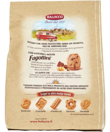 Balocco Fagottini Biscotti Integrali Pack of 3 whole grain biscuits with cornflakes oatmeal and chocolate chips 700 g - Buy Online on GoSupps.com