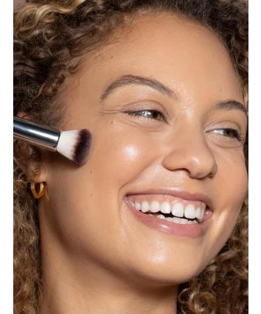 ILIA Complexion Brush - Non-Toxic Vegan & Cruelty-Free | Multi-Use Brush with White Wood Handle & Soft Synthetic Bristles - International Shipping Available - Buy Online on GoSupps.com