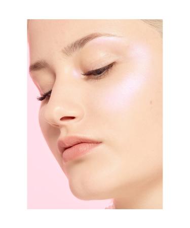 L'Or al Paris Powder Highlighter 01 Iconic Glow - Shop 1 Piece Pink Highlighter for Radiant Skin | International Shipping Available - Buy Online on GoSupps.com