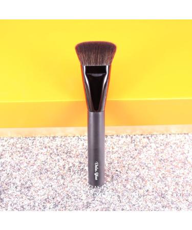 Vela.Yue Contour Brush Flat | Precise Blending & Contouring for Flawless Makeup | International Shipping - Buy Online on GoSupps.com
