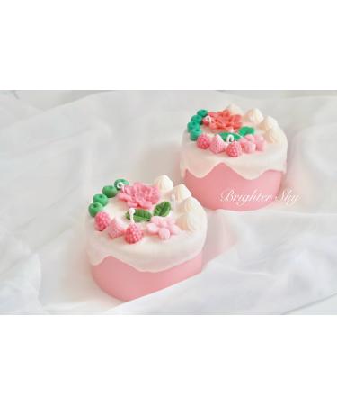 3 Wick Cake Candle French Vanilla Scented Premium Natural Soy and Palm Wax 14Oz Handmade Aromatherapy Candle Gift for Woman Birthday Gift Gift for Her Mother's Day Gift