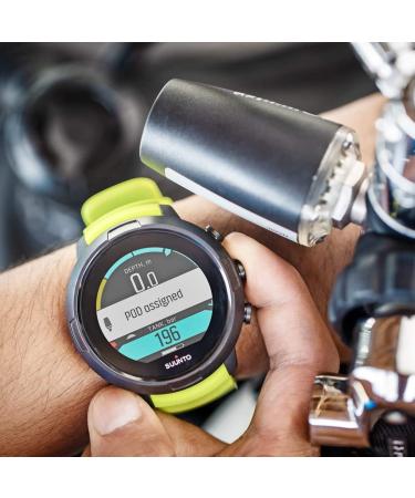 Suunto D5 Wrist Dive Computer - Black | USB Cable Included - Buy Online on GoSupps.com