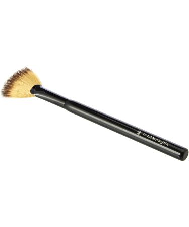 Illamasqua Highlighter Fan Brush - Buy Online on GoSupps.com