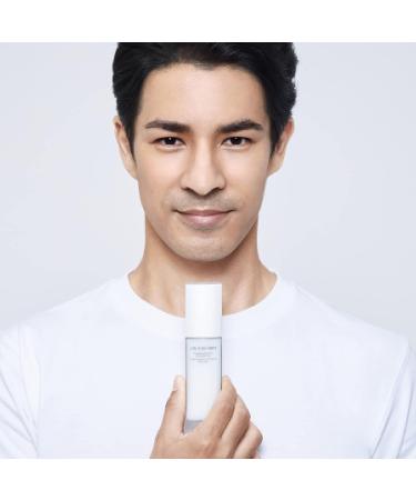Shiseido Men Energizing Moisturizer Extra Light Fluid - 100 mL | Reduce Fine Lines & Dullness - Non-Greasy Formula - Buy Online on GoSupps.com