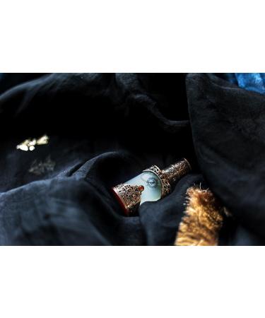 Mitti Attar Long Lasting Fragrance 100% Natural Fragrance Hydro Distilled Paraben-free Sulphate-free Unisex Refreshing Scent of Sandalwood Petrichor - The Scent of Rain - Kannauj (10 ML)