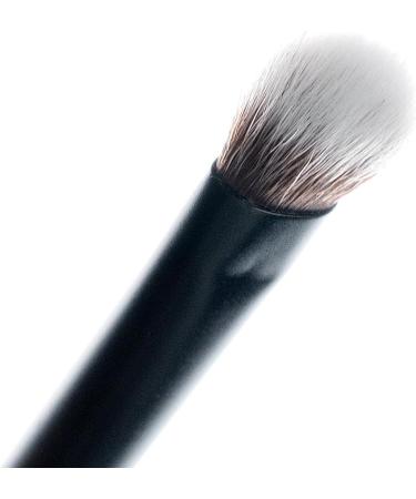 Brushworks No. 19 Crease Blending Eye Brush - Buy Online on GoSupps.com