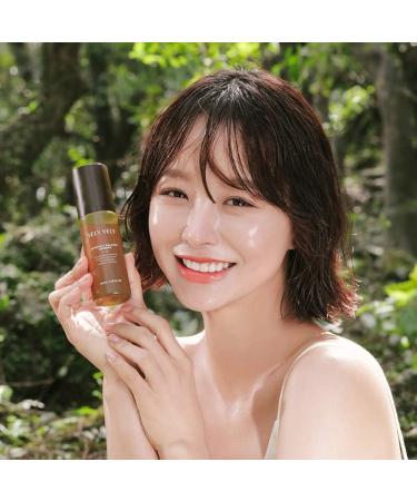 VELY VELY Artemisia Balance Essence Mist Type (2.7 fl.oz./80ml) Botanical 100% Artemisia extract No artificial fragrance Paraben-Free Hypoallergenic Pore Refining Antioxidant Minerals - Buy Online on GoSupps.com