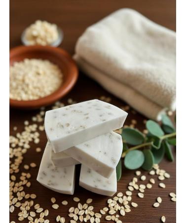  Lu.Flo Lu.Flo Gift Set Gift Idea for Women Handmade Glycerin Solid Soap 6 x 100g Gentle on Skin Body Soap Vanilla with Loofah Honey Lavender Goat's Milk with Oats Citrus - Buy Online on GoSupps.com