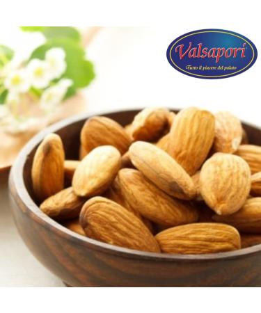  HOME LINE Valsapori - Raw Shelled Almonds - 1 kg Pack - Origin: Sicily | Unroasted Italian Almonds - Dried Fruit Snack a source of calcium phosphorus and magnesium - Buy Online on GoSupps.com