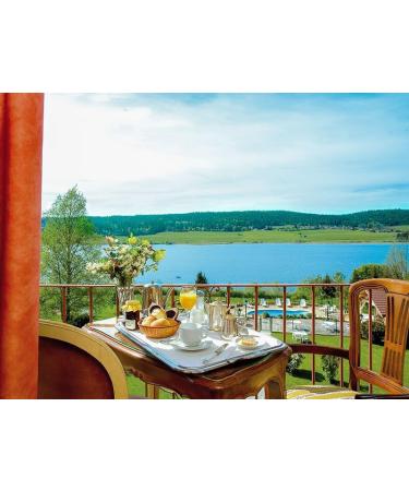 Smartbox - Couple Gift Box - Mother's Day Package: 3-Course Menu and Drink to Enjoy as a Duo - Gift Idea - 1 3-Course Menu Drinks Included for 2 People - Buy Online on GoSupps.com