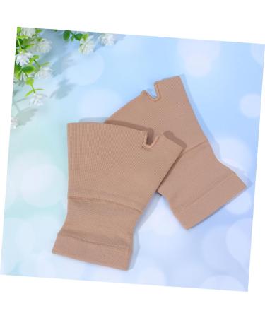 Mobestech 4 Pairs Compression Wrist Wraps - Sports Sleeves & Thermal Gloves for Workout Carpal Tunnel Relief and Boxing Brace - Ultimate Hand Support - Buy Online on GoSupps.com